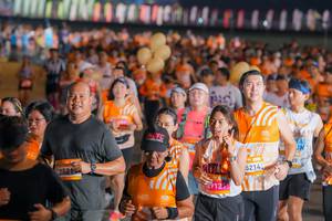 BIB: 2521, 291211, 5214
                            <button type="button" onclick="openModal(22825576)" class="btn btn-primary btn-sm float-right btn-popup" data-toggle="modal" data-target=".modal-high-quality">
                        <i class="fas fa-shopping-cart"></i> Add to Cart
                    </button>
                                            <button type="button" onclick="isThisMe(22825576, true)" class="btn btn-success btn-sm float-right btn-popup btn-isme hidden" data-toggle="tooltip" data-placement="bottom" title="นี่คือรูปของคุณใช่ไหม คลิกที่นี่เพื่อเอาเข้าอัลบั้ม">
                        <i class="fas fa-plus"></i> Add to album
                    </button>
                    <button type="button" onclick="isThisMe(22825576, false)" class="btn btn-warning btn-sm float-right btn-popup btn-isnotme hidden">
                        <i class="fas fa-ban"></i> Remove from album
                    </button>